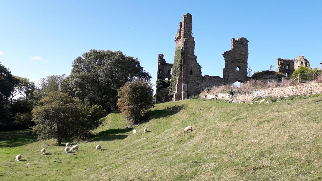 Castle Lodge Sheriff Hutton エクステリア 写真